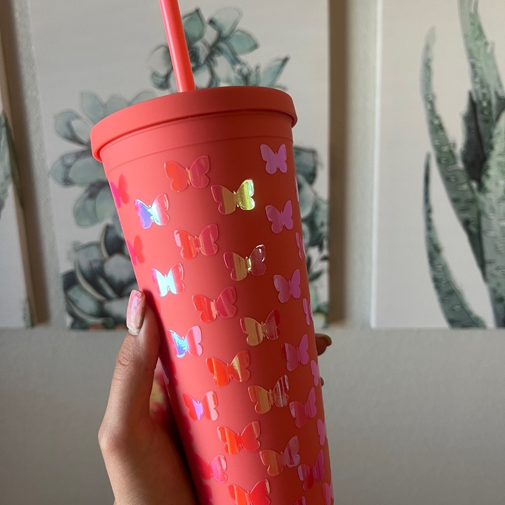Butterfly tumbler insulated